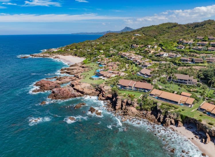 Four Seasons Villas